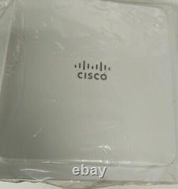 NEW Cisco AIR-ANT2524V4C-RS= Aironet Antenna 2.4GHz 2dBi 5GHz 4dBi Ant Self